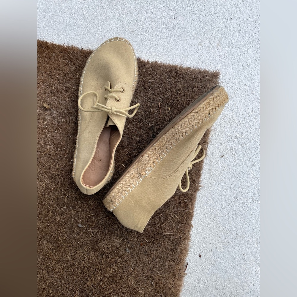 Espadrilles - Picture 6 of 16